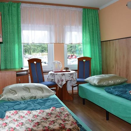 Отель Osrodek Wypoczynkowy Pod Szczelincem Карлув Экстерьер фото